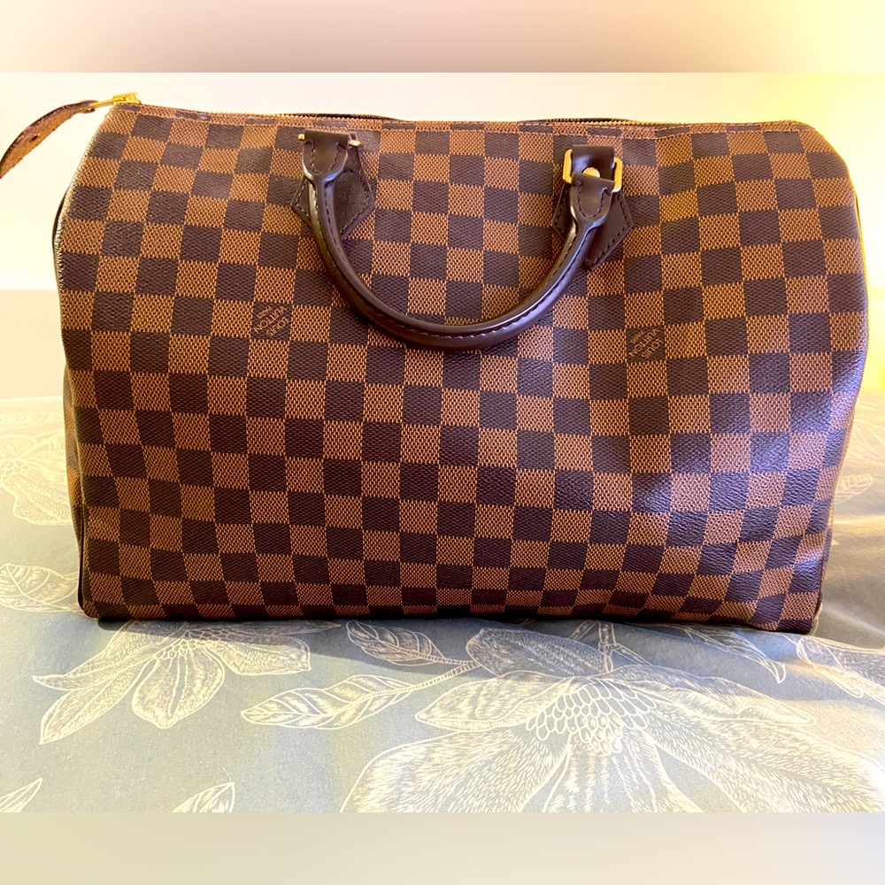 Authentic Louis Vuitton Damier Ebene Speedy 35